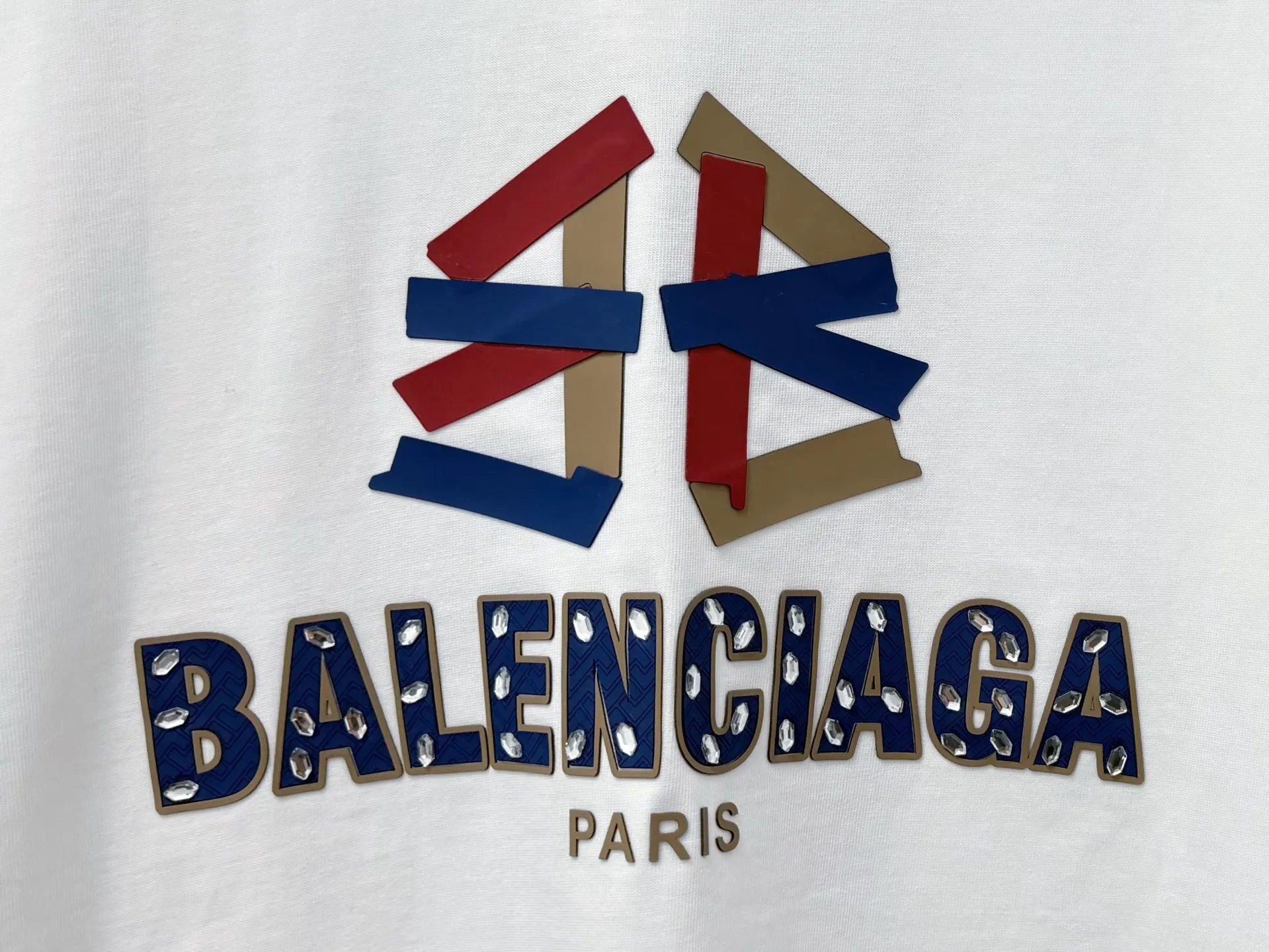 【Balenciaga】 ➕ ， ， ， 。 ， ， ， 。 ， ， 。 ， ， T look， ， ， 。 ：Black White Size：S-XL